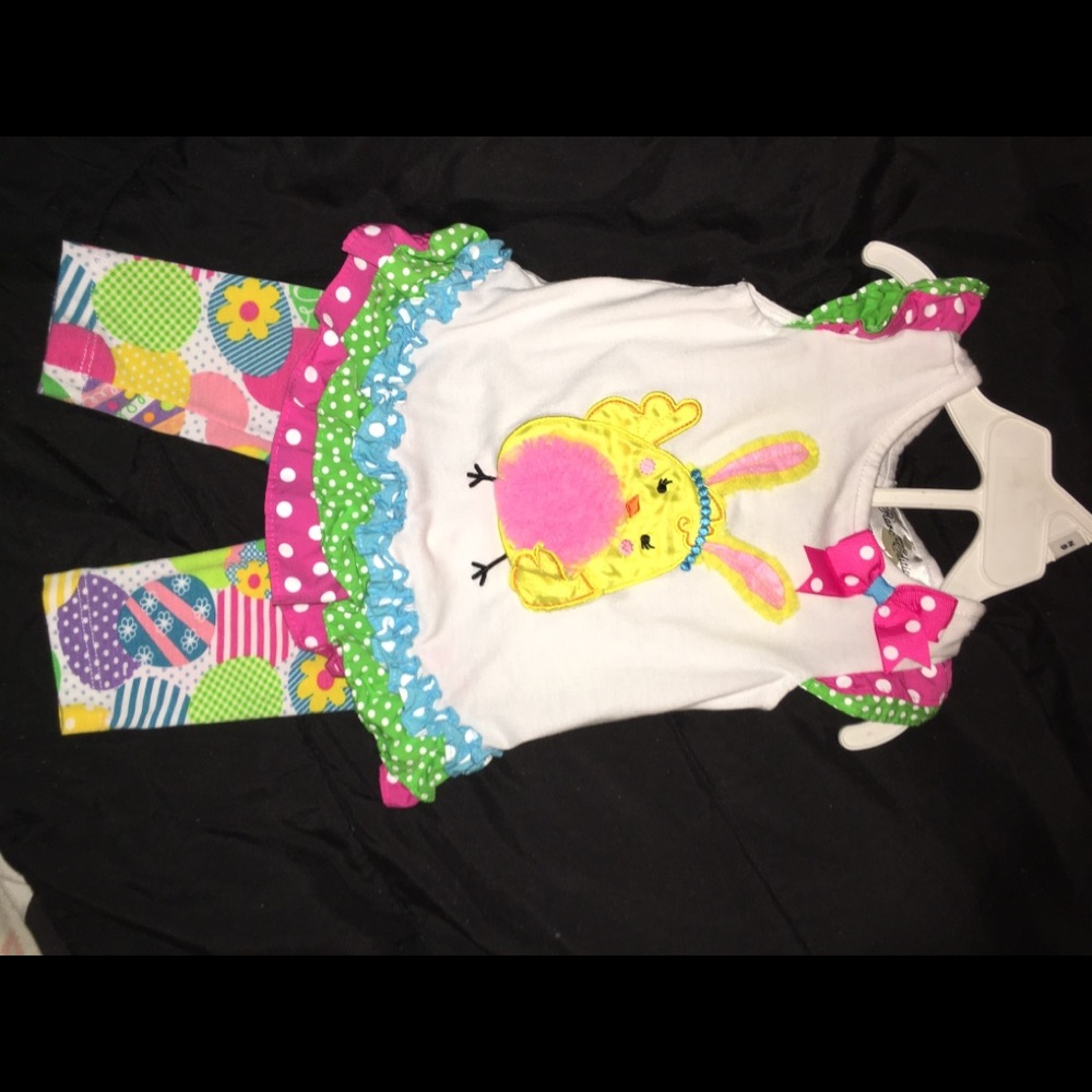 6-9m. Cute colorful girl outfit. Two piece set.